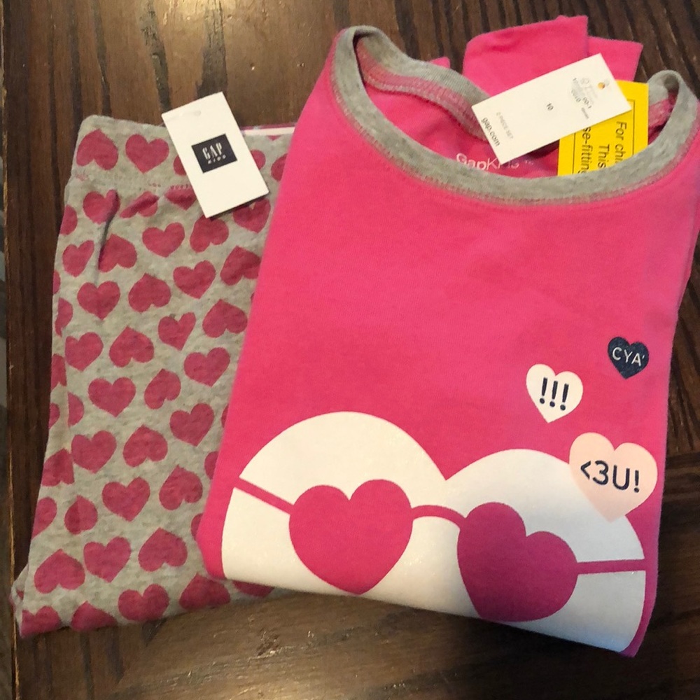 Gap 2 piece PJ set. NWT. Size 10